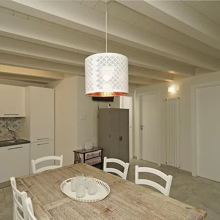 Casa Elena ורג'אטה