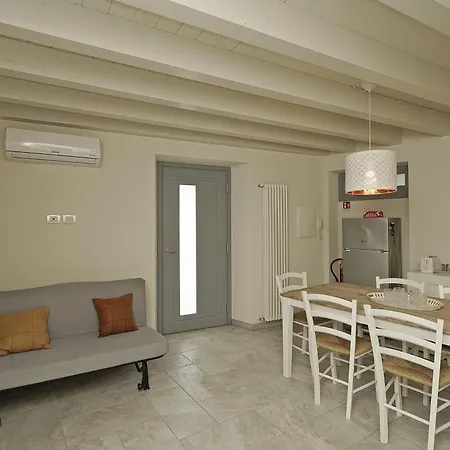Casa Elena ורג'אטה